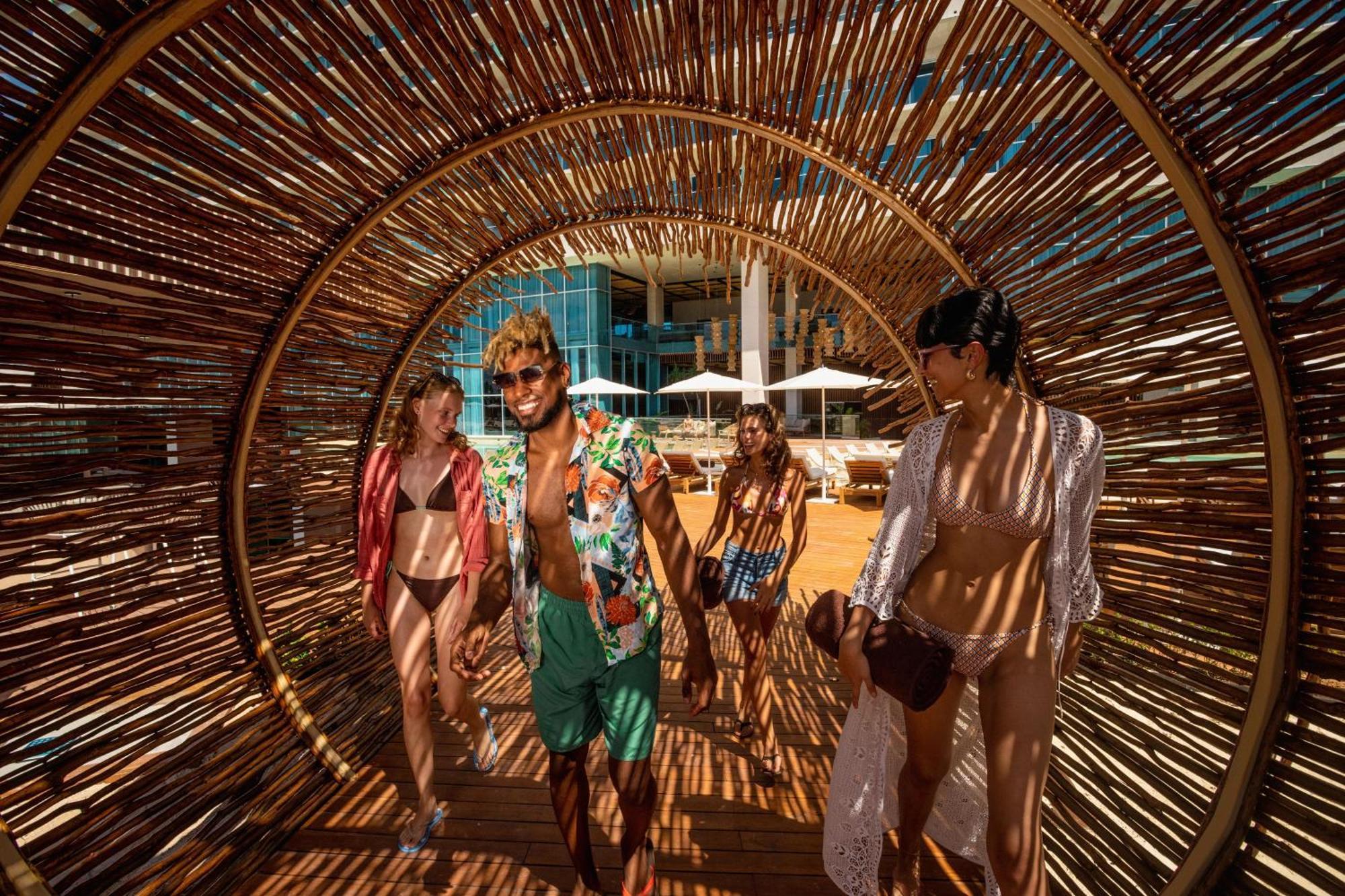 Hyatt Vivid Grand Island Cancun (Adults Only) מראה חיצוני תמונה