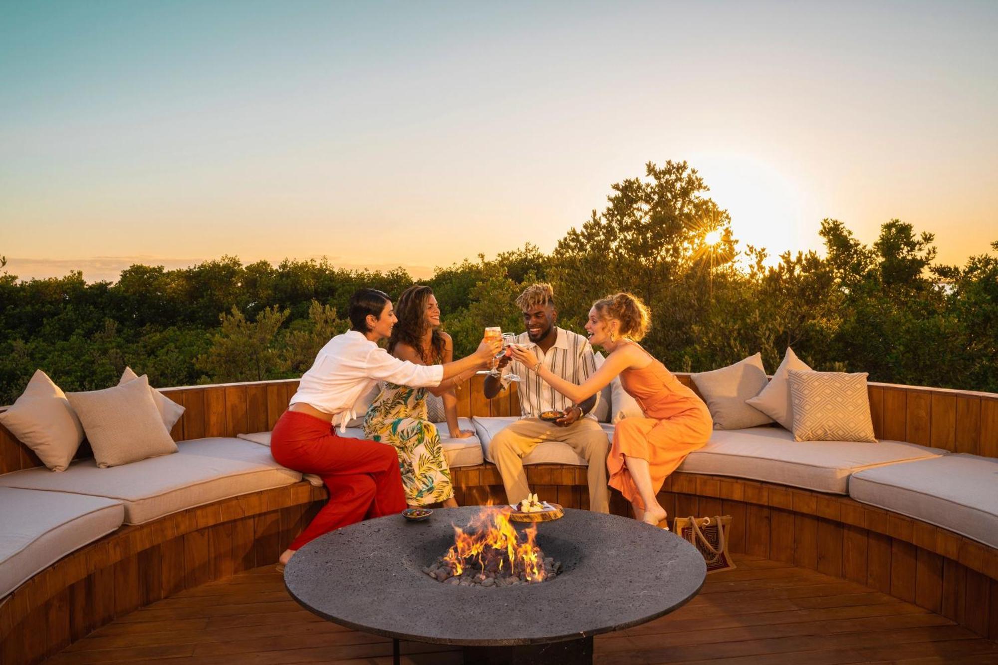 Hyatt Vivid Grand Island Cancun (Adults Only) מראה חיצוני תמונה